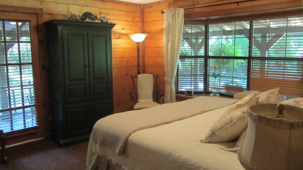 Red Caboose Farm Bed & Breakfast Magnolia Chambre photo